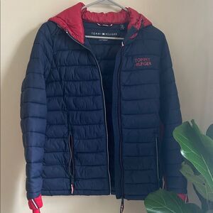 Tommy Hilfiger Dark Blue and Red Quilted Jacket size M